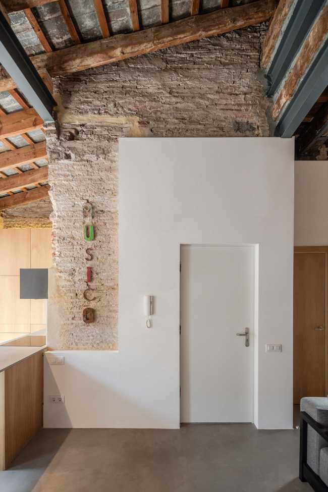 Alcune parti sono state intonacate seguendo delle geometrie